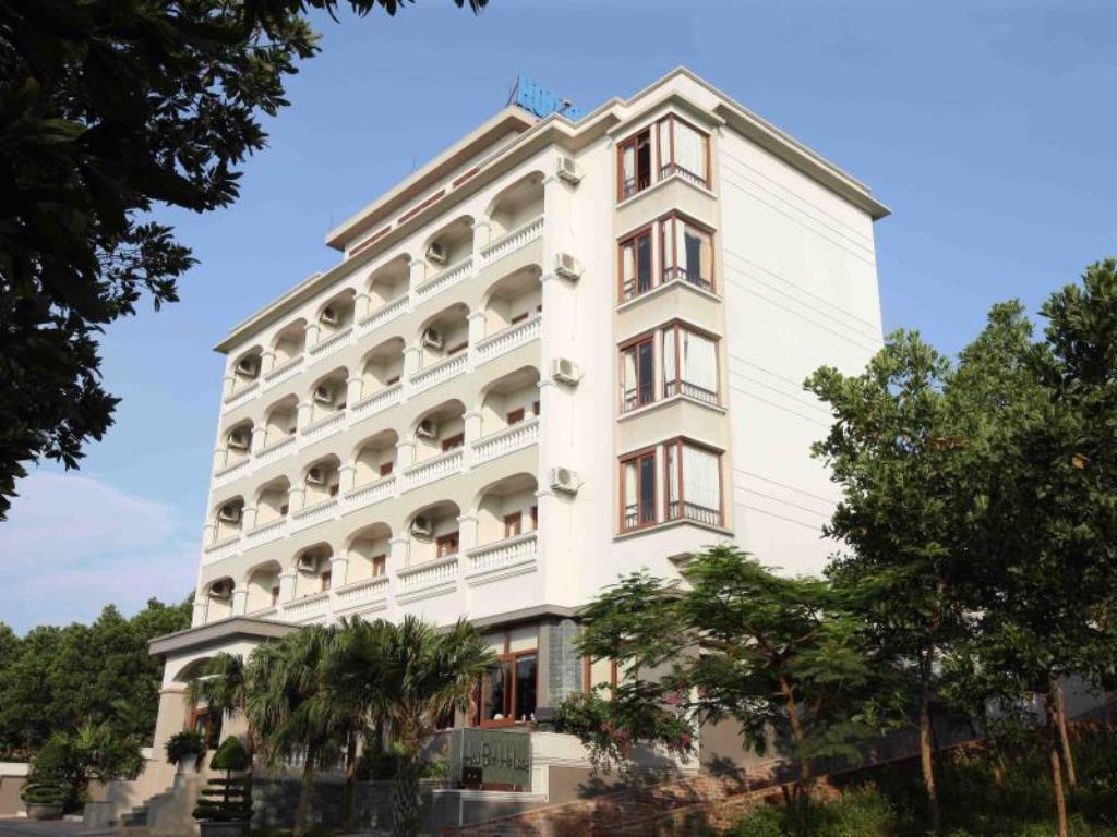 Hoa Binh Ha Long Hotel Exterior photo